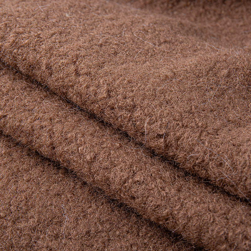 HOY ontto poimutettu lankasarja